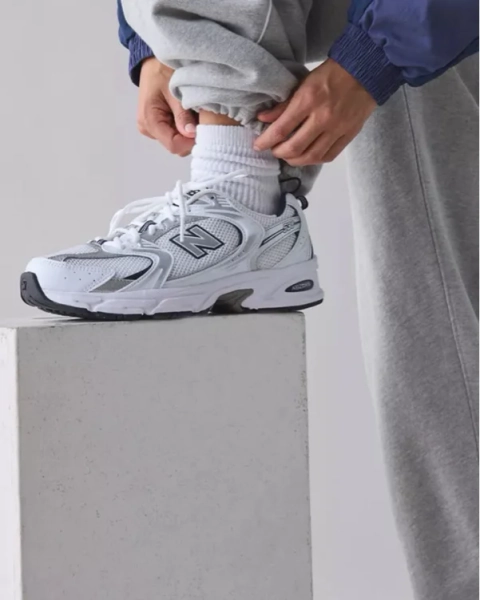 New Balance Women's 530 Sneaker