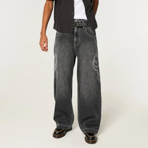Hollister Men's Super Baggy Graphic Jeans