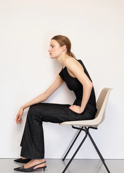 Flared mid-rise jeans - Dames | MANGO Nederland