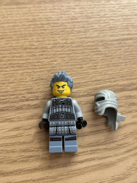 LEGO Ninjago Ash Minifigure, Elemental Master of Smoke, njo0298
