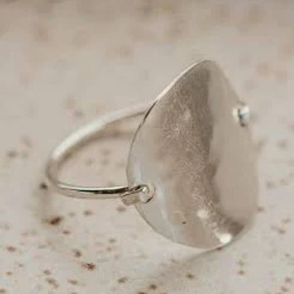 hello adorn Supermoon Ring 14kt