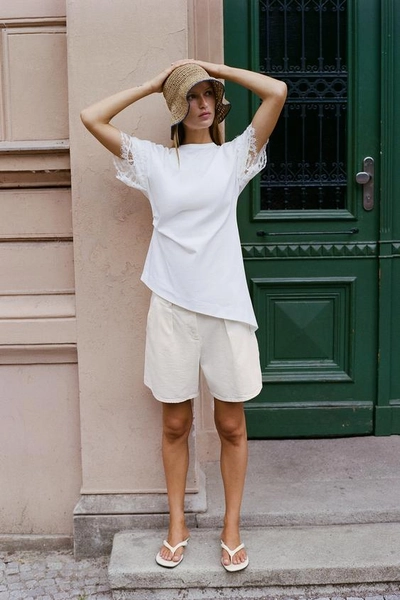 T-SHIRT ASYMÉTRIQUE EN DENTELLE - Blanc - S