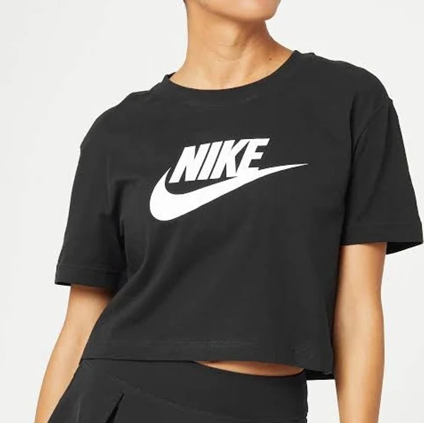 Nike Women's Sportswear Essential Cropped T-Shirt