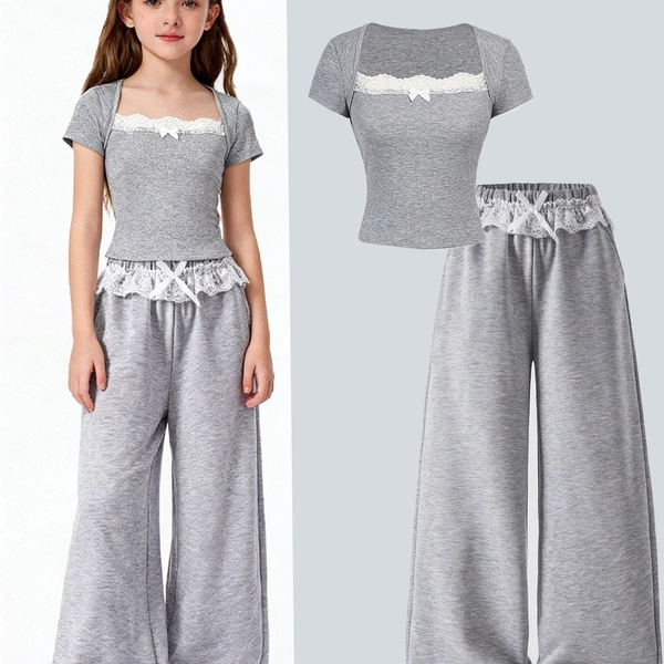 Girls' Spring/Summer Simple and Stylish Set, a 2pcs Slim-Fit T-Shirt and Sweatpants Set, with Lace Trim and Bow, Soft and Comfortable Fabric, Perfect for Indoor and Outdoor Casual Activities, Perfect for Outdoor