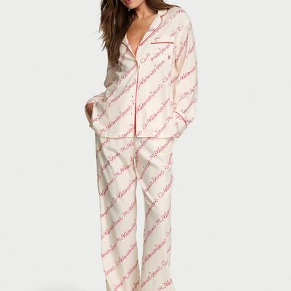 Women's Victoria's Secret Flannel Long Pajama Set