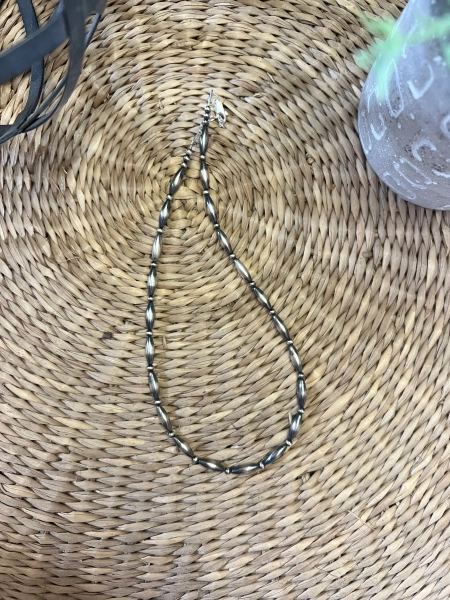 OLIVIA Necklace