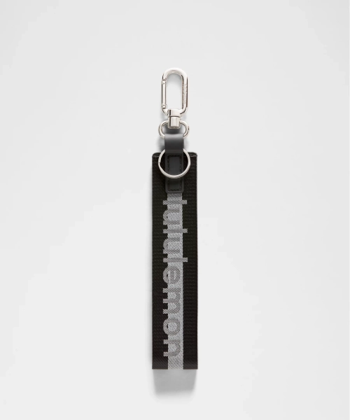 Never Lost Keychain *Reflective - Black/White - ONE SIZE