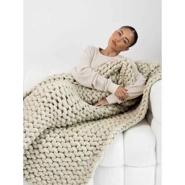 Comfrt CuddleCloud Oversized Weighted Blanket