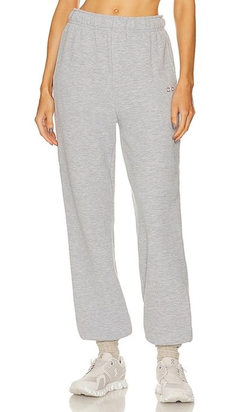 alo Accolade Sweatpant in Light Grey. - size M (also in S, XS)