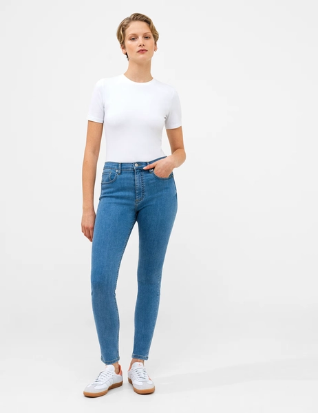 High Waisted Skinny Jeans