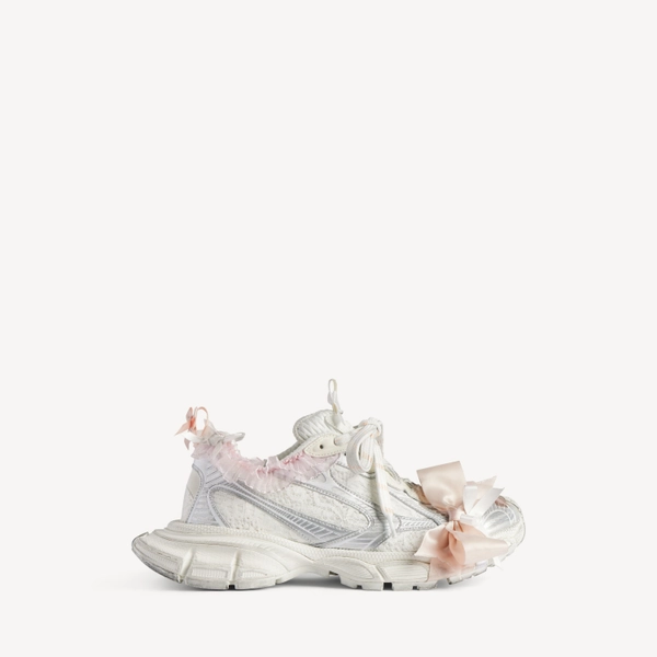 Women's 3xl Lace Sneaker in White/light Pink