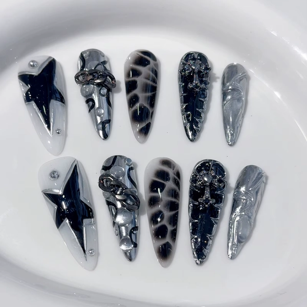 Handmade Press on Nails Punk Cool Black Star Crocodile pattern False Nails Heavy Metal European Black Almond Fake Nail Patches - AliExpress 