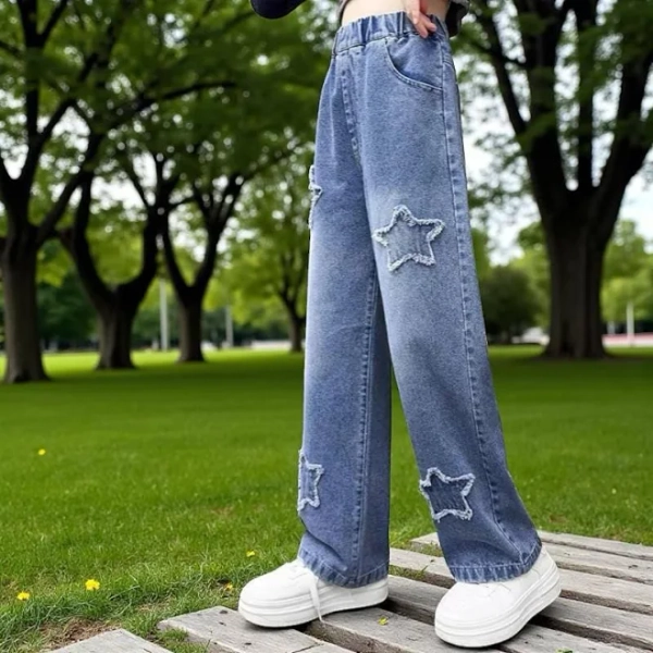 Girls Star Patch Straight Leg Denim Pants