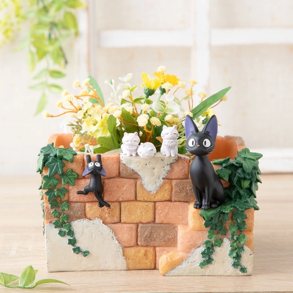 PLANTER LA FAMILLE DE JIJI ET LILY KIKI LA PETITE SORCIERE