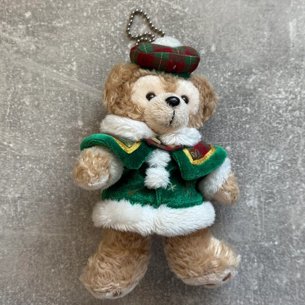Tokyo DisneySea “Disney’s Christmas 2014” Duffy Plush Badge | 14 cm | Japan Import | Snows Mini - Importing Japan to the UK