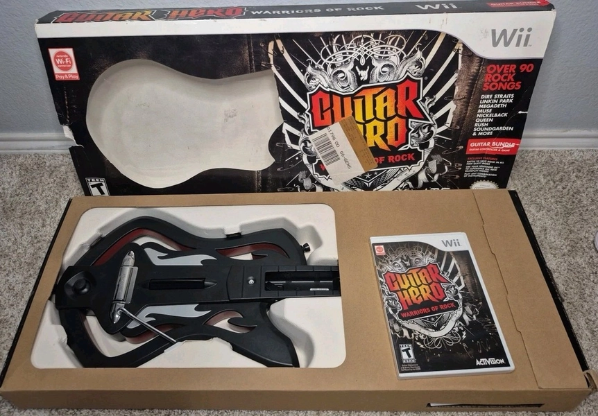 Guitar Hero Warriors of Rock Guitar Bundle Lot Complete CIB w/ Box Nintendo Wii