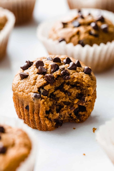 Healthy Pumpkin Muffins with Oat Flour - Choosing Chia