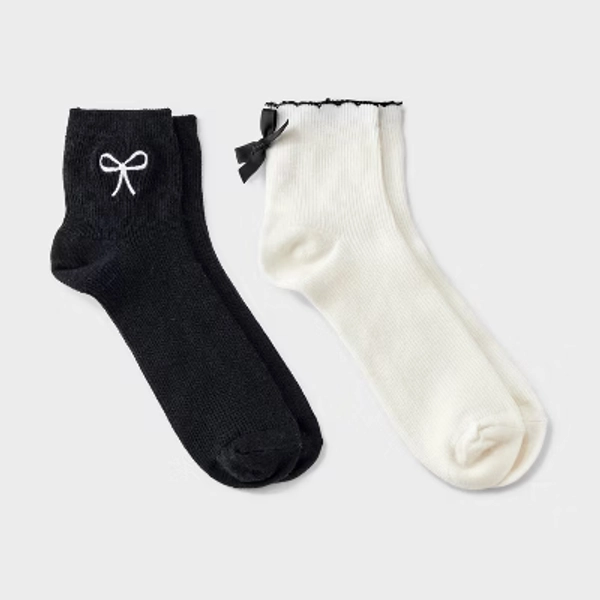 Women's Scallop Edge Bow Ultra Soft Rib-Knit 2pk Ankle Socks - Auden™ Ivory/Black 4-10