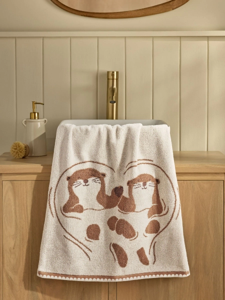 Natural Otter Heart Towel