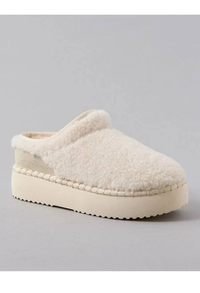 AE Women's Sherpa Scuff Slide
