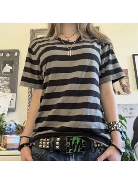 Women's Casual Striped Short Sleeve Tops V Neck Basic T Shirt Summer Y2K Tee Shirts