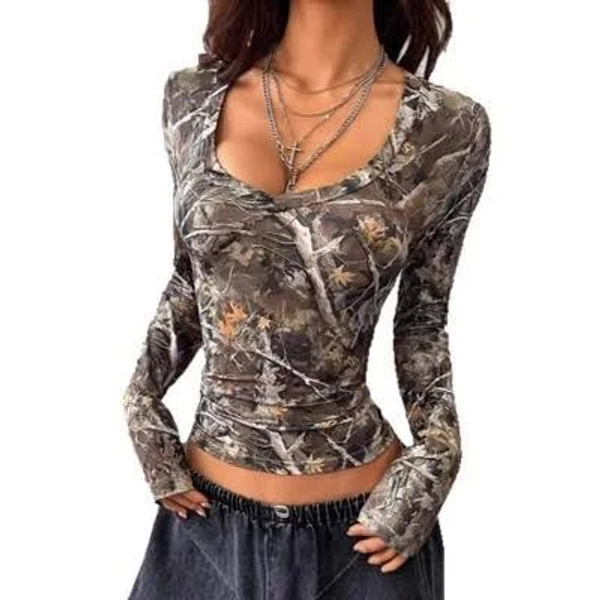Fitted Camo Print Tee Shirt