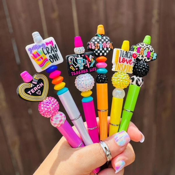Beaded Teacher Pens: Fun Classroom Decor