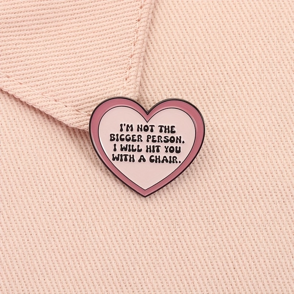Cartoon Love Badge, Cute Collar Pin Accessories for Shirts Sweaters Backpacks, Fashion Accessories, Suitable for Men and Women's Daily Wear, Perfect Gift for Friends and Family Who Love Collecting
