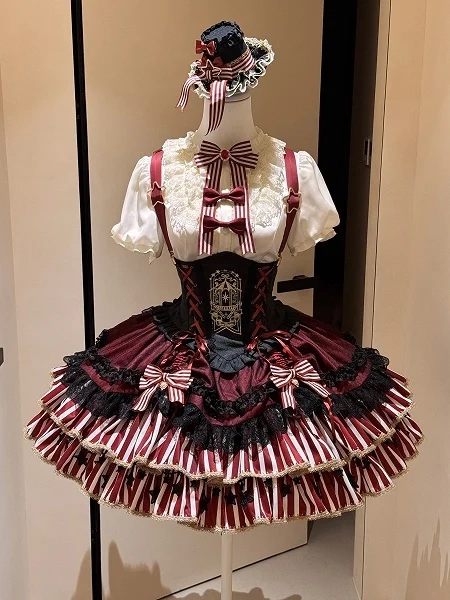 [£56.09]Black & Red Corset Under Bust High Waist Lolita Tiered Skirt with Detachable Straps