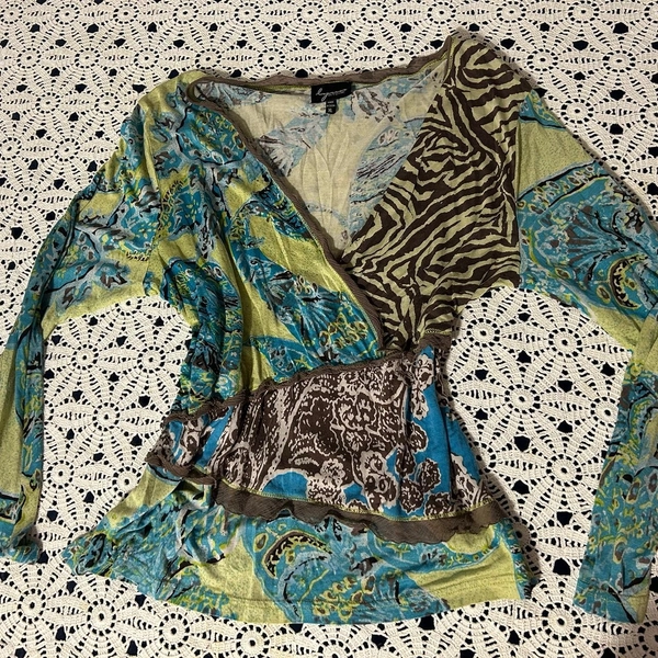 Lynn Ritchie Y2K Green and blue long sleeve top with...