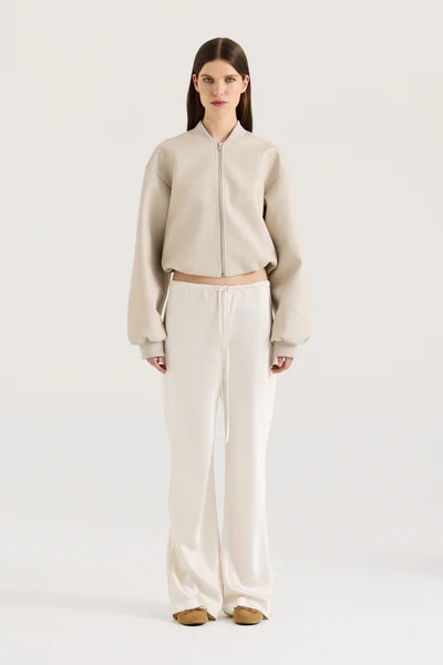 Mara Bomber