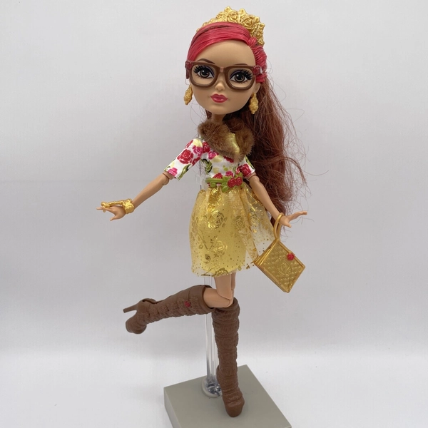 Ever After High First Chapter Rosabella Beauty Mattel 2015 Complete w Purse