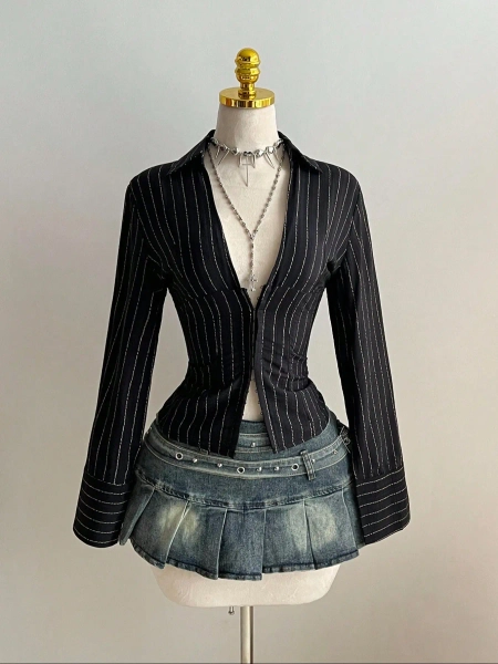 Elegant Women's Striped Long Sleeve Waist Cinching Irregular Hem Slimming Short Shirt Top, Versatile Stylish Blouse for Casual Wear, Womenswear
