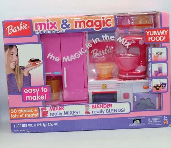 Barbie Mixin' Magic Playset Food Kitchen 30 Piece