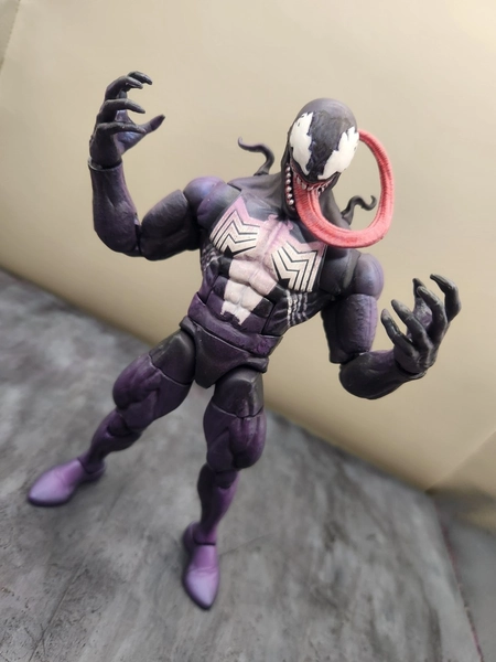Marvel Legends Custom ULTIMATE VENOM (COVER APPEARANCE) Spider-Man 1/12 Scale