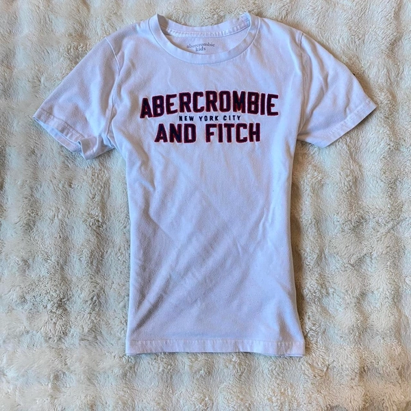 y2k abercrombie &amp; fitch cotton baby tee 


youth L,...