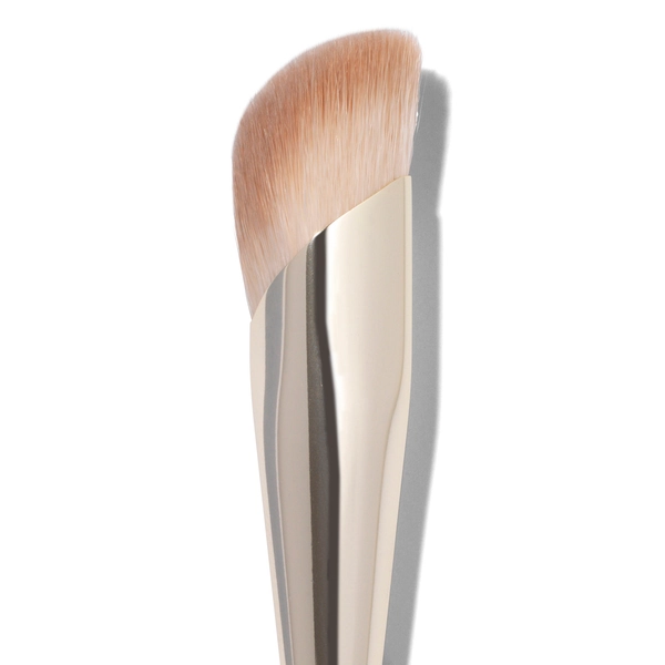 Rare Beauty Liquid Touch Concealer Brush