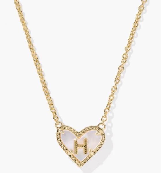 Ari Heart Letter H Gold Short Pendant Necklace