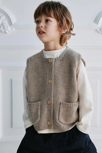 WOOL BLEND KNIT VEST