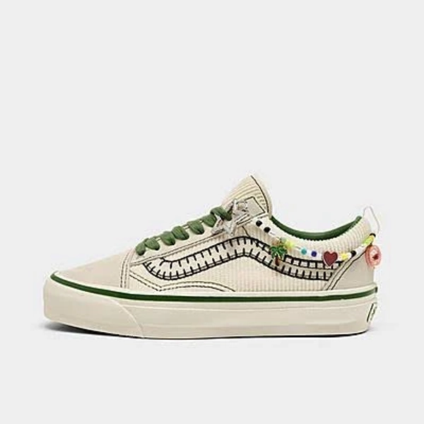 Vans Women's Old Skool Casual Shoes