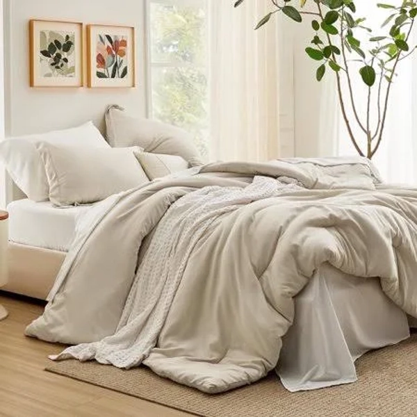 Cozy Comfort by Bedsure Boho Contrasting Design Comforter Set 7 Pieces