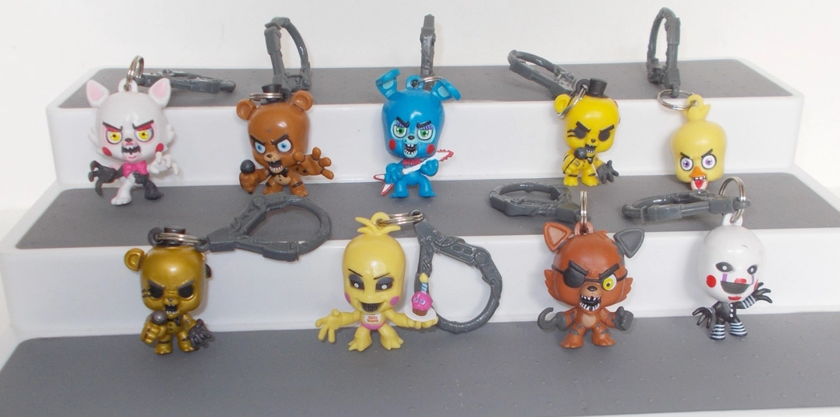 BUNDLE FNAF FIVE NIGHTS FREDDYS KEYRING KEYCHAIN CLIP FIGURE CHICA MARIONETTE
