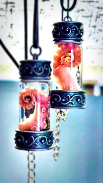 Real Preserved Octopus Tentacle Vial Necklace | Wet Specimen Jewelry | Gothic Oddity Pendant | Steampunk Apothecary Jar | Taxidermy Art