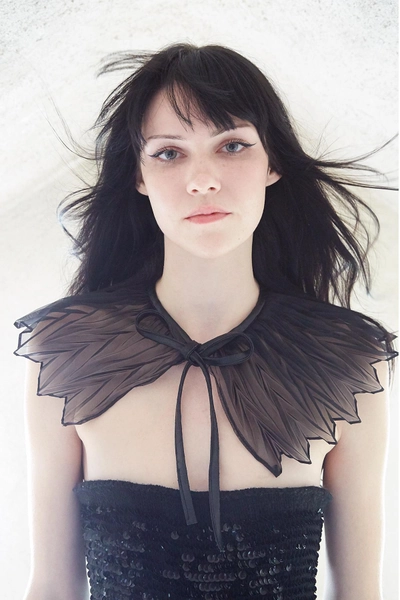 Raven Collar