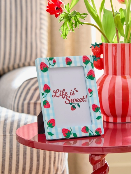 Blue Strawberry Gingham Pattern Photo Frame