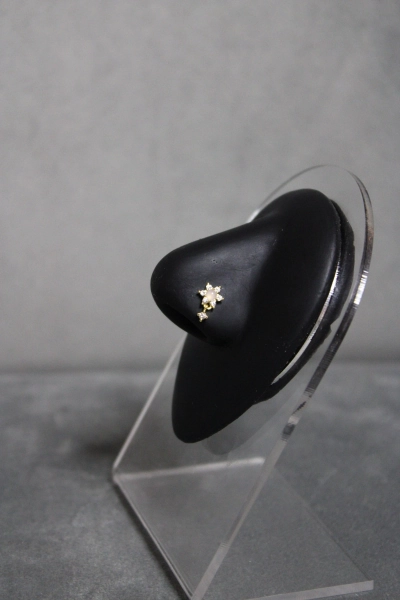Dainty Flower Gold Nose Ring, Dangle Nose Ring | Surgical Steel,  20G, L Shaped, Nose Piercing Jewelry, Cool Unique Statement Body Jewelry