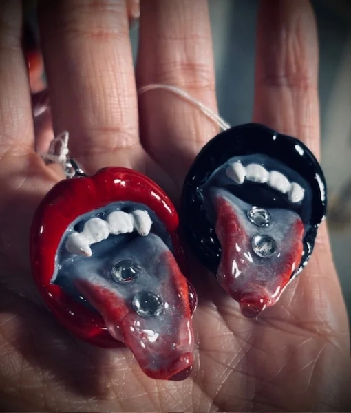 3D printed Med red or black vamp white jewel lone pendant | Karina Rosas Creations