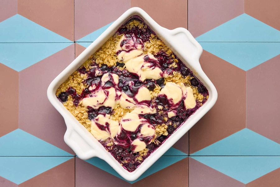 Blueberry Cheesecake Baked Oats Taste Like Dessert for Breakfast