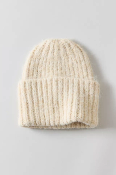 Urban Outfitters Chunky Ribbed Knit Beanie