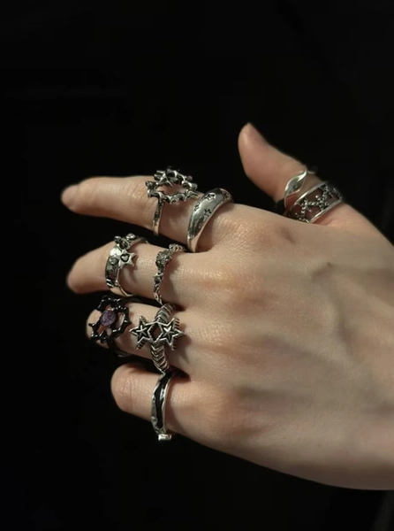 9pc Vintage Ring Set – Adjustable Goth/Punk Aesthetic Jewellery